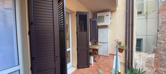6 rooms House in Ferrara, Italy No. 106635 4