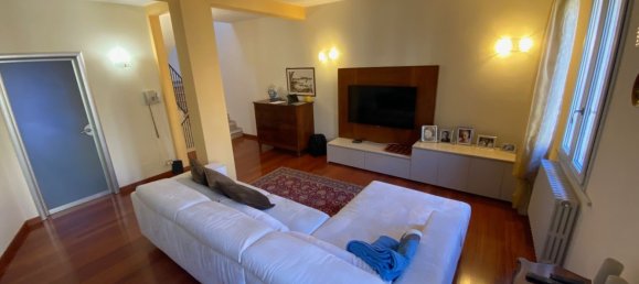 6 rooms House in Ferrara, Italy No. 106635 12