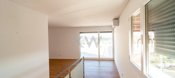 Дуплекс с 3 спальнями в Одивелаш, Португалия № 86462 37