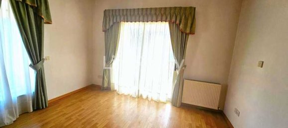 5 bedrooms House in Agios Athanasios, Cyprus No. 7524 8