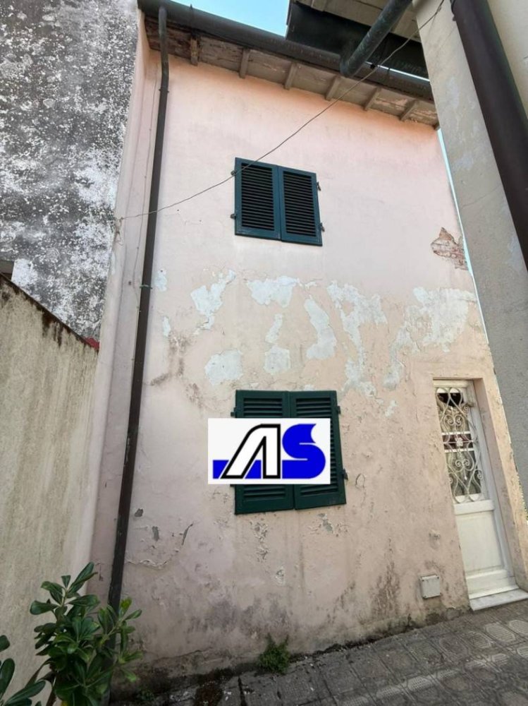 1 bedroom House in Camaiore, Italy No. 307387