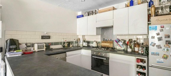 1 Schlafzimmer Wohnung in Surrey, United Kingdom, Nr. 8610 4