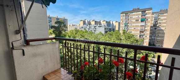 3 bedrooms Apartment in Barcelona, Spain No. 154367 6