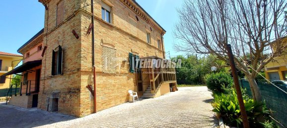 2 bedrooms House in Camerano, Italy No. 258107 38