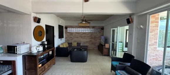 3 Schlafzimmer Villa in Phuket, Thailand, Nr. 70988 4