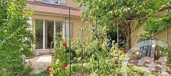 3 Schlafzimmer Haus in Champs-sur-Marne, France, Nr. 324562 10