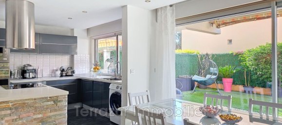 2 bedrooms Apartment in Vallauris, France No. 361023 3