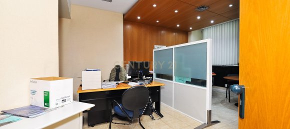 2230m² Building in Lisbon, Portugal No. 98177 10