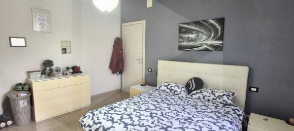 2 rooms Apartment in Pescara, Italy No. 17862 8