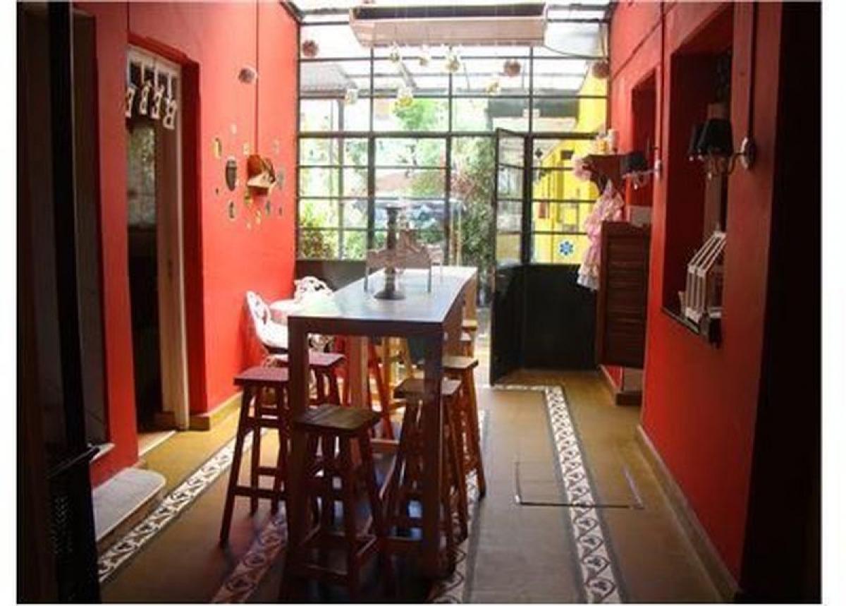 4 bedrooms House in Avellaneda, Argentina No. 64189