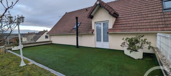 Casa de 3 dormitorios en Villers-Cotterets, France No. 85051 3