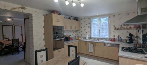 Casa de 3 dormitorios en Villers-Cotterets, France No. 85051 6