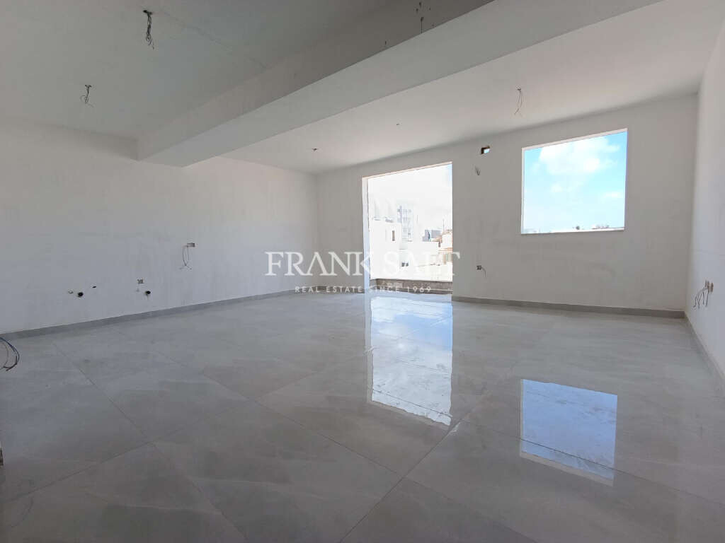 3 bedrooms Apartment in Fgura, Malta No. 1896