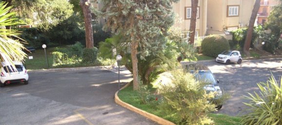 Квартира с 3 комнатами в Рим, Италия № 11102 23