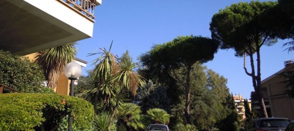 Квартира с 3 комнатами в Рим, Италия № 11102 37