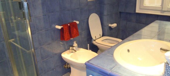 Квартира с 3 комнатами в Рим, Италия № 11102 12