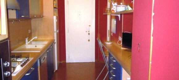 Квартира с 3 комнатами в Рим, Италия № 11102 8