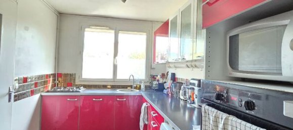 4 bedrooms House in Massy, France No. 288792 5