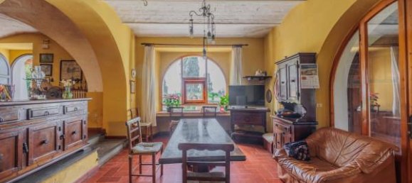 Casa de 6 habitaciónes en Volterra, Italy No. 163667 2