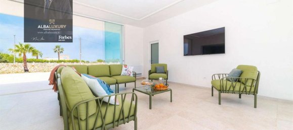 Вилла с 3 спальнями в Каровиньо, Италия № 741 12