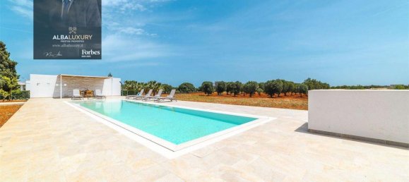 Вилла с 3 спальнями в Каровиньо, Италия № 741 7