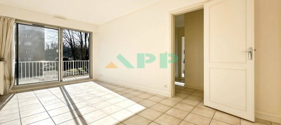 1 bedroom Apartment in Juvisy-sur-Orge, France No. 128347 6