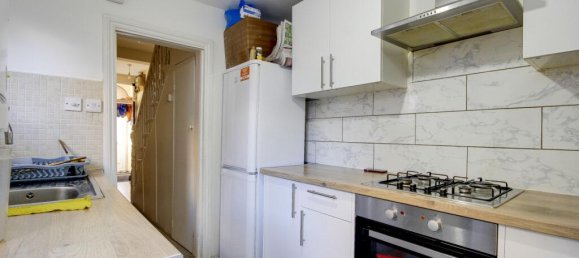 4 bedrooms House in London, United Kingdom No. 13463 7