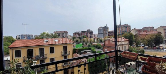 2 bedrooms Apartment in Turin, Italy No. 8734 16