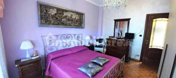 2 bedrooms Apartment in Turin, Italy No. 8734 11