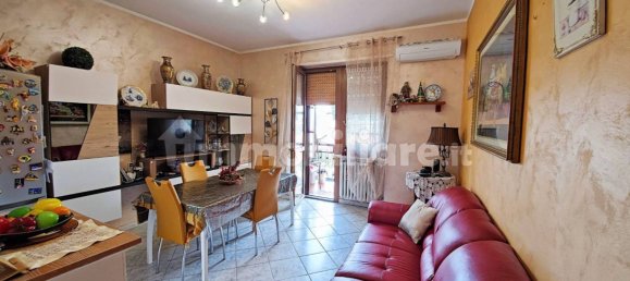 2 bedrooms Apartment in Turin, Italy No. 8734 5