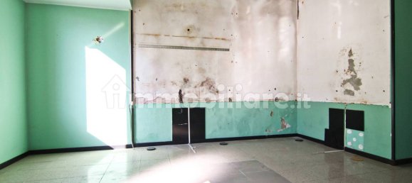 Oficina de 2 habitaciónes en Rovellasca, Italy No. 307894 6