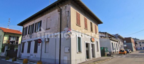 Oficina de 2 habitaciónes en Rovellasca, Italy No. 307894 14