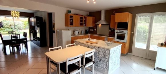 3 غرف نوم منزل في Prignac-et-Marcamps, France رقم 113950 3