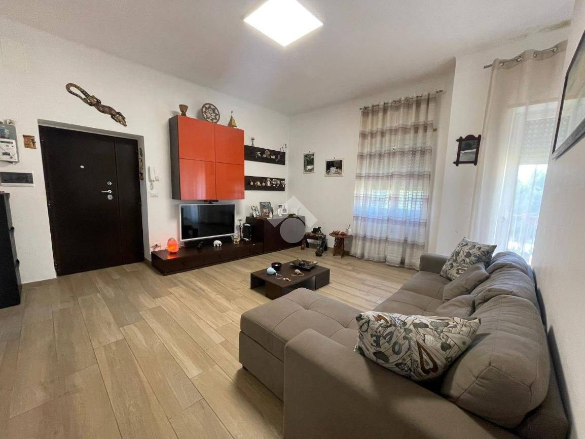 3 Schlafzimmer Wohnung in Bari, Italy, Nr. 175673