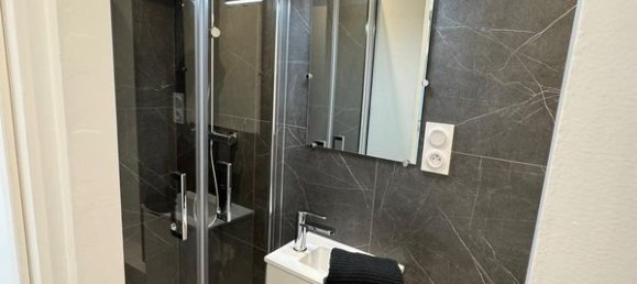 6 bedrooms Building in Lorient, France No. 284622 2