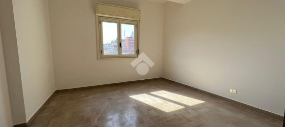 4 rooms Apartment in Reggio Calabria, Italy No. 148175 6