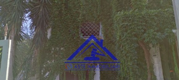 4-Zimmer Villa in Pozzuoli, Italy, Nr. 13804 8