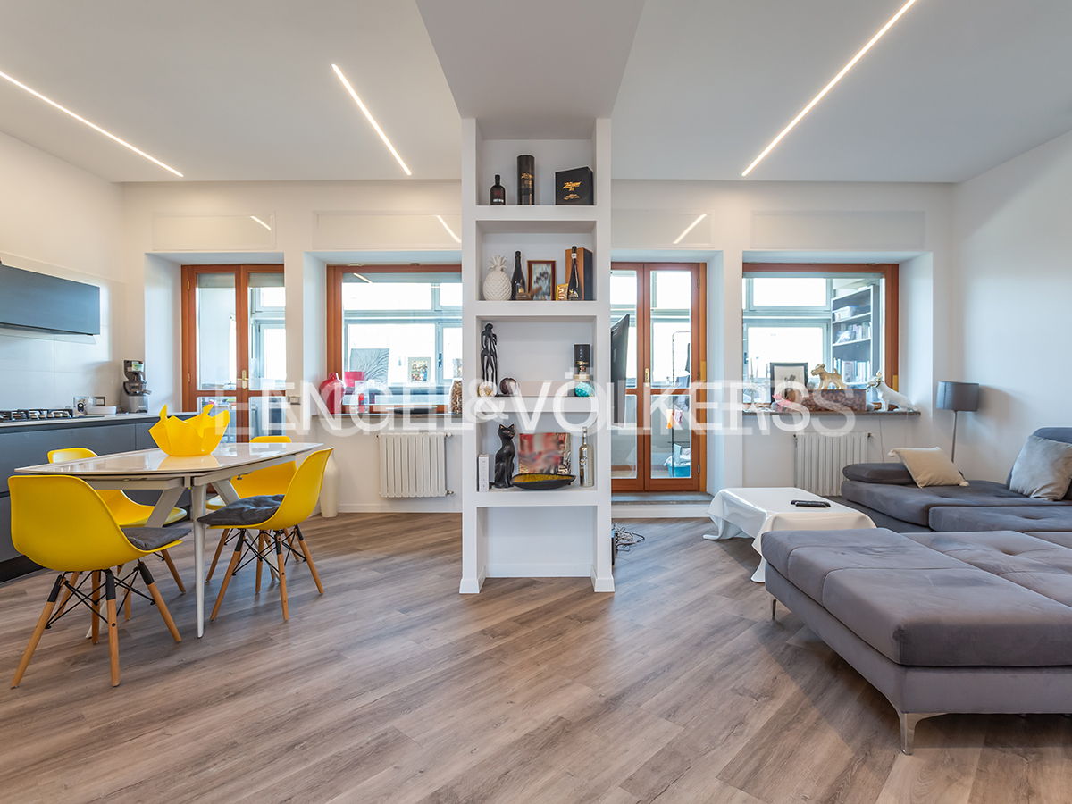 3 bedrooms Apartment in Rome, Italy No. 286084