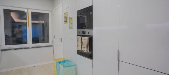 3 bedrooms House in Torres Vedras, Portugal No. 189882 10