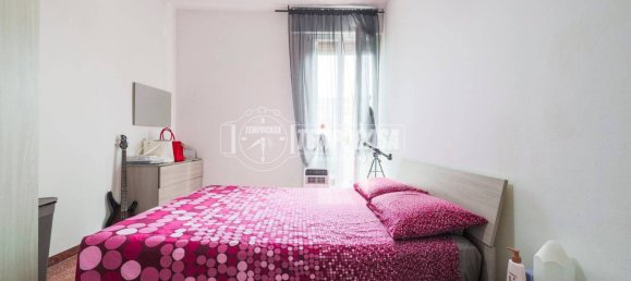 3 bedrooms Apartment in Bologna, Italy No. 299152 8