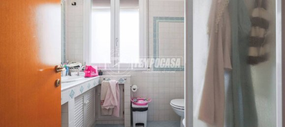 3 bedrooms Apartment in Bologna, Italy No. 299152 19