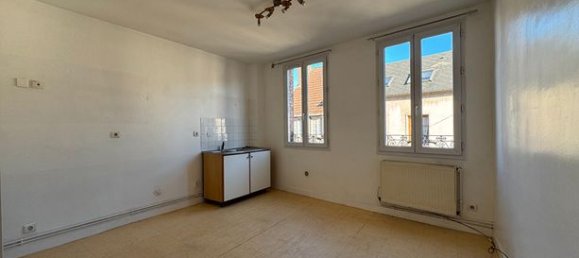 4 Schlafzimmer Wohnung in Darnetal, France, Nr. 315601 4