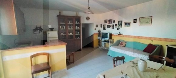 Квартира с 3 комнатами в Сан Джованни Ротондо, Италия № 18794 2