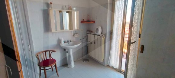 Квартира с 3 комнатами в Сан Джованни Ротондо, Италия № 18794 5