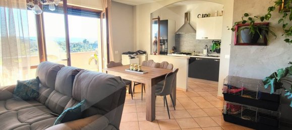 Apartamento de 4 habitaciónes en Spoltore, Italy No. 17824 7