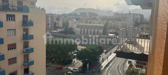 Apartamento de 3 dormitorios en Palermo, Italy No. 49972 3