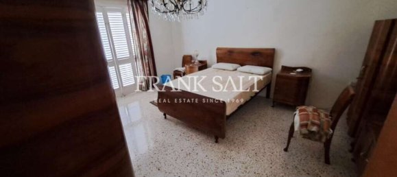 3 bedrooms House in Tarxien, Malta No. 2717 7