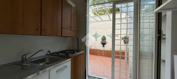 1 bedroom Apartment in Naples, Italy No. 376770 2