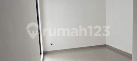 Casa de 3 dormitorios en Jakarta, Indonesia No. 2633 12