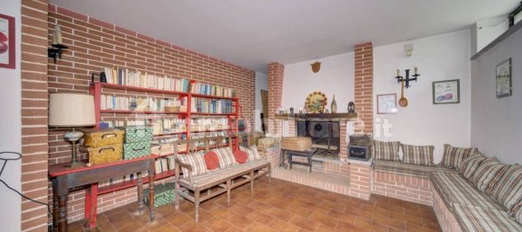2 bedrooms Villa in Montafia, Italy No. 72517 27